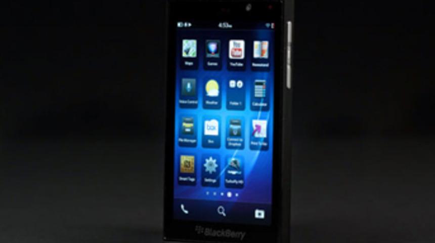 BlackBerry Z10 i&ccedil;in ilk g&uuml;ncelleme yayınlandı