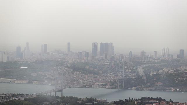Çöl tozu tüm yurdu etkisi altına aldı! Uzman isim nedenini açıkladı: Yaşamın olmazsa olmazıdır