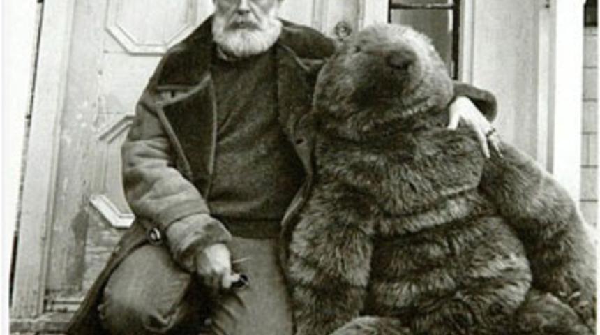 Edward Gorey&rsquo; in hayatı ve eserleri