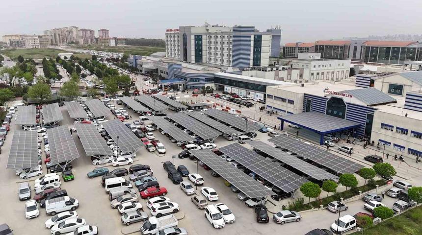 Hastane otoparkına GES kuruldu