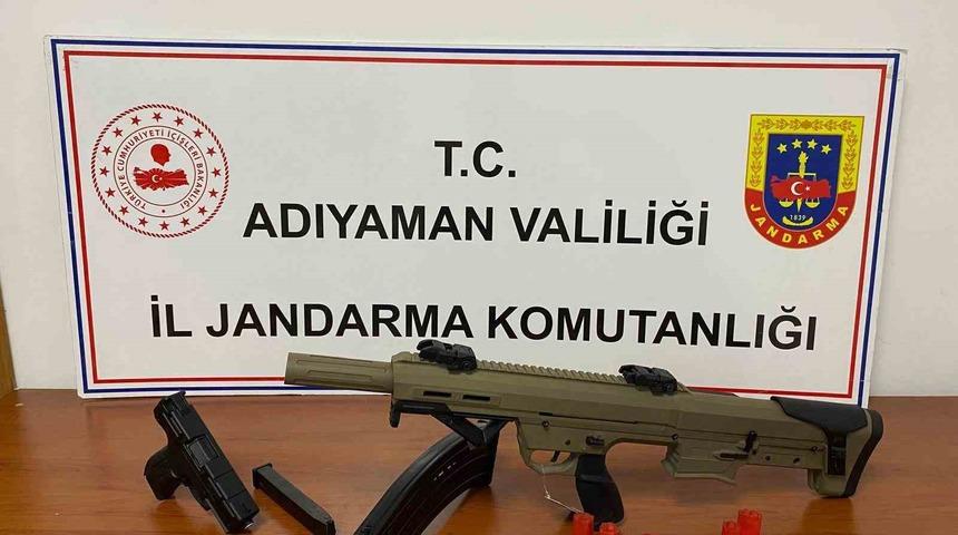 Düğünde havaya ateş eden şahıs yakalandı