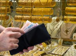 Altın fiyatlarında hareketlilik! İslam Memiş, 1 Ağustos sonrası rekor rakamı duyurdu: "Nakitiniz varsa ilave edin"