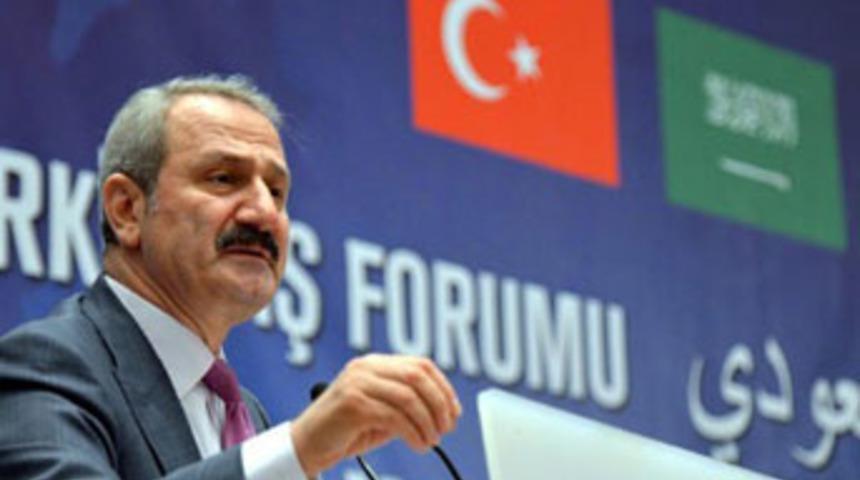 'T&uuml;rk bayrağını otele BDP'li vekil astırdı'