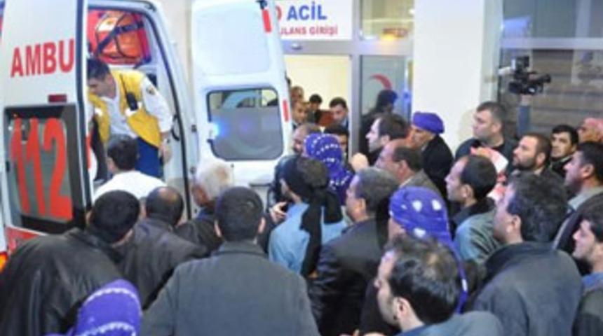 Akaryakıt tankı patladı: 2 &ouml;l&uuml;, 5 yaralı