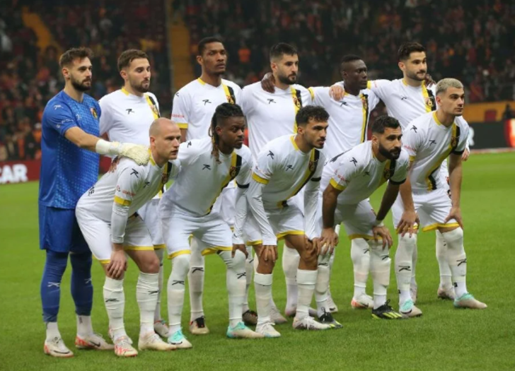 Euro Club Index'ten Süper Lig'in bitimine son 4 hafta kala olay yaratacak şampiyonluk tahmini! 102 puanla ipi göğüsleyecek... G1