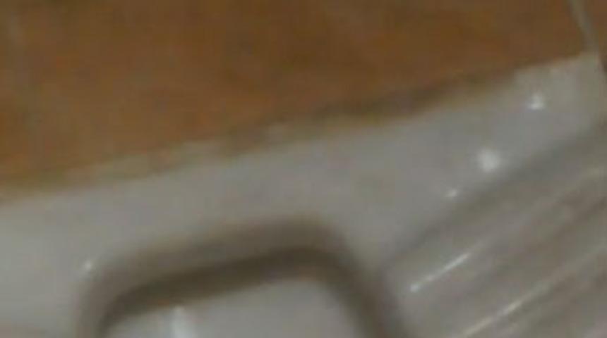 İş yeri tuvaletinde gizli kamera şoku