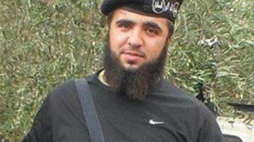 Suriye&acute;de &ouml;ld&uuml;r&uuml;len oğlunu d&ouml;vmesinden tanıdı