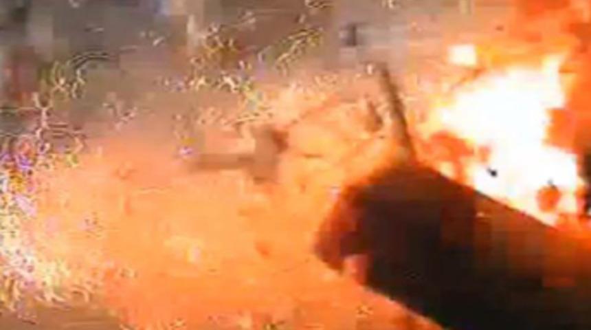 Benzin istasyonunu patlatarak soydular