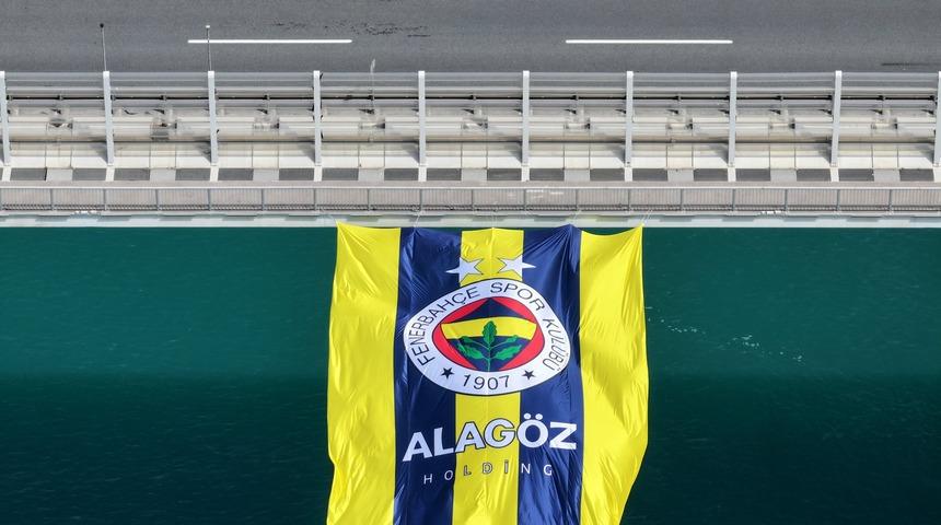 Fenerbahçe Alagöz bayrağı boğaz köprüsüne asıldı