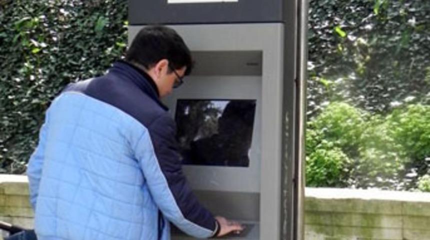 T&uuml;rbe bilgi ekranında porno g&ouml;r&uuml;nt&uuml; şoku