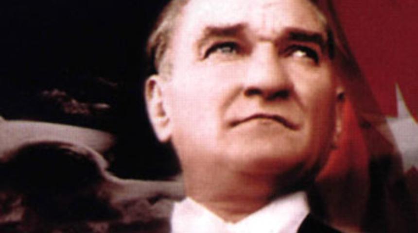 Bir üniversite Atatürk'ü web sitesinden attı
