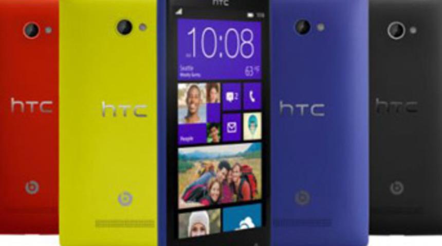 HTC'nin iki telefonuna en iyi tasarım &ouml;d&uuml;l&uuml;