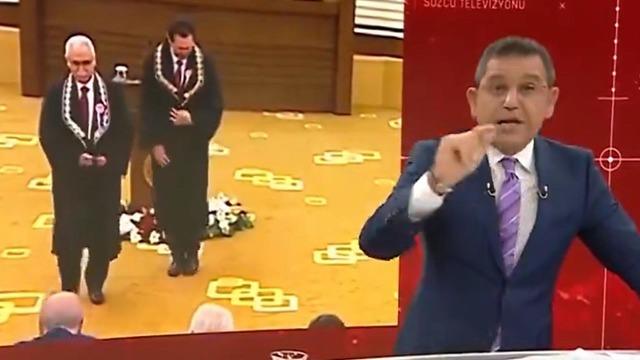 Fatih Portakal AYM'deki 'cübbe' görüntülerine 'Ben mi öğreteceğim?' deyip tepki gösterdi! 'Kimsenin önünde iliklenmesin diye düğmeleri yok'