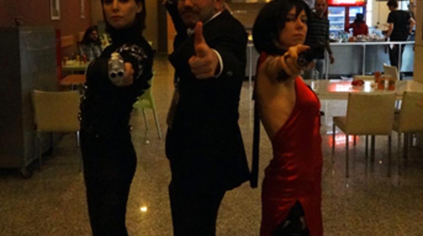 KONTAKT 3'ten rengarenk görüntüler