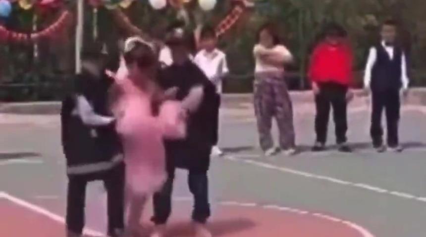 'Dilan Polat'lı 23 Nisan gösterisi sosyal medyada gündem oldu! MEB harekete geçti