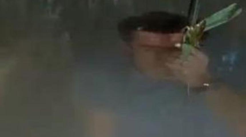 Derede boruyla nefes alırken yakalandı