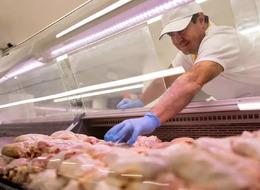 Ticaret Bakanlığı fiyatları düşürmek için harekete geçti! Tavuğa ihracat yasağı geliyor! 