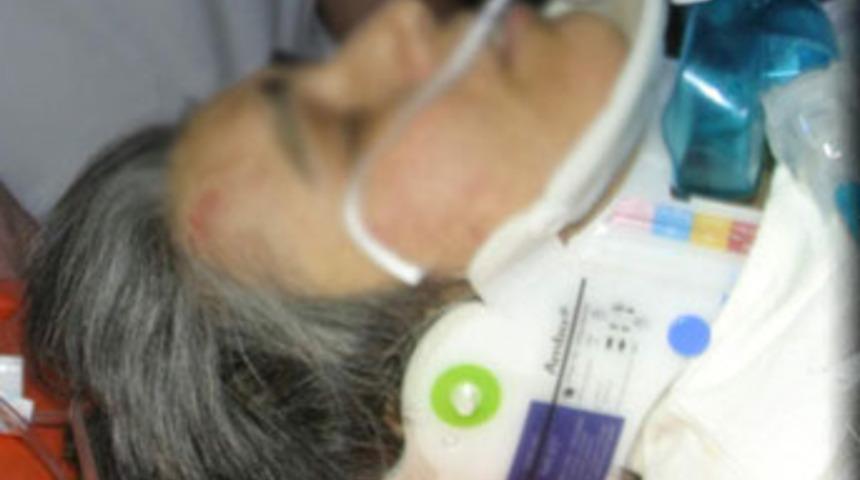 Şizofren anne dehşet sa&ccedil;tı!