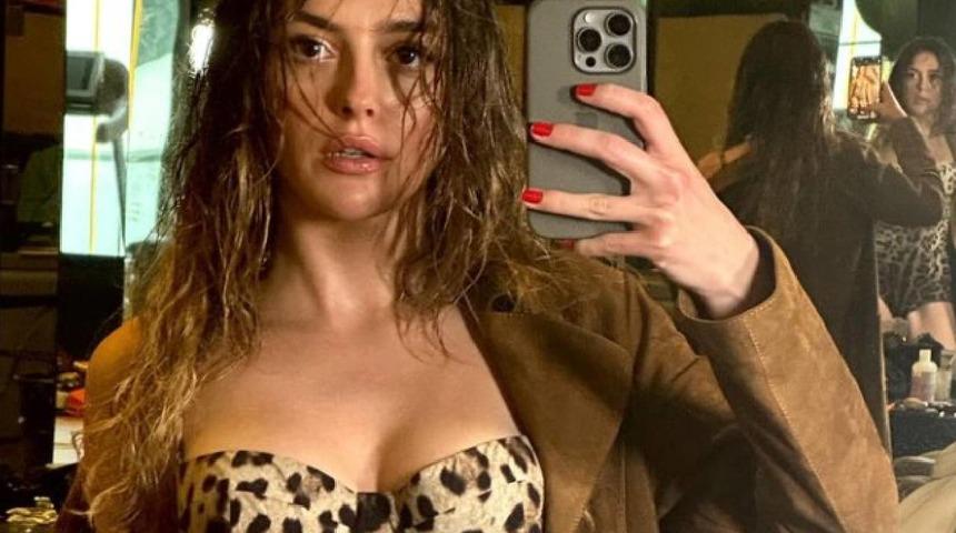 Melis Sezen'in makyajsız hali sosyal medyada gündem oldu! 