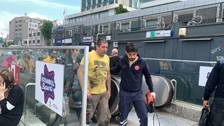 SON DAKİKA | Taksim metrosunda intihar girişimi! Raylara atladı, yara almadan kurtarıldı