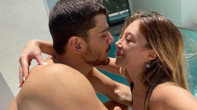 Yasmin Erbil sevgilisi Yiğit Poyraz'la spor salonundan pozlarını paylaştı! Sosyal medyada yorum yağdı