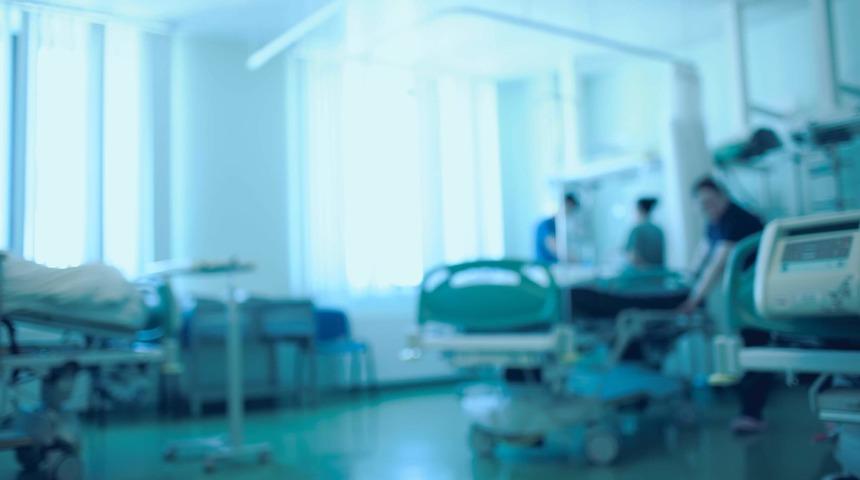 Yoğun bakımdaki hastaya hemşireden cinsel saldırı! İğrenç olayın cezası belli oldu