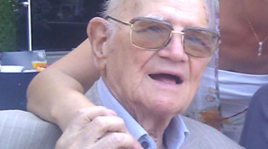 Gazeteci Şemsi Sılkım hayatını kaybetti