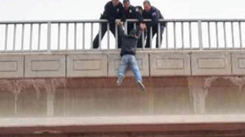 Atlamak &uuml;zereyken polis yakaladı