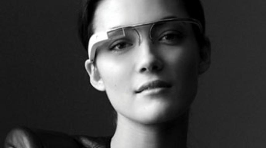 Google Glass&rsquo;ın &ouml;zellikleri a&ccedil;ıklandı