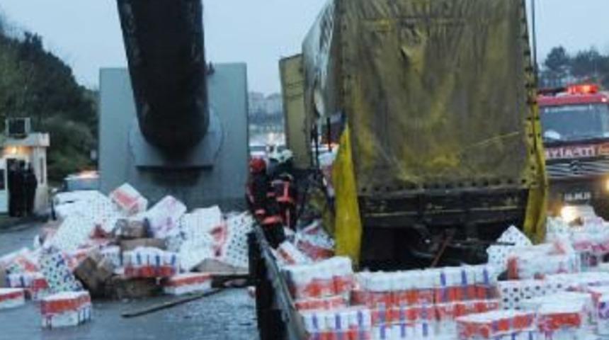 Fatih Sultan Mehmet Köprüsü'nde TIR yangını!