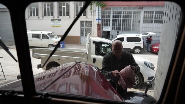 Talep üzerine yurt dışından getirildi! 1 yıl sonraki hali göz kamaştırdı 'İlk geldiğinde tavuk kümesi gibiydi' Hurdadan ihtişama...