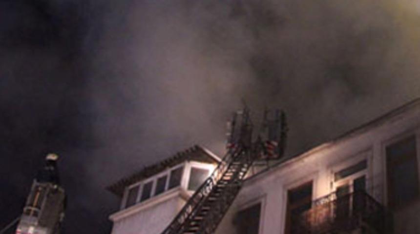 Beyoğlu’nda yangın paniği