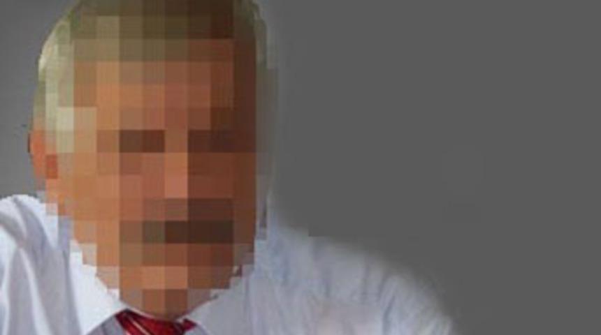 Eşcinsel okul m&uuml;d&uuml;r&uuml; skandalı!