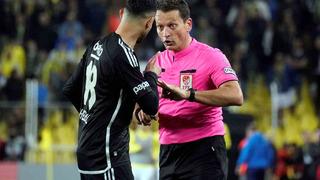 Beşiktaş, Kadıköy'de kırmızı görmeden duramıyor!