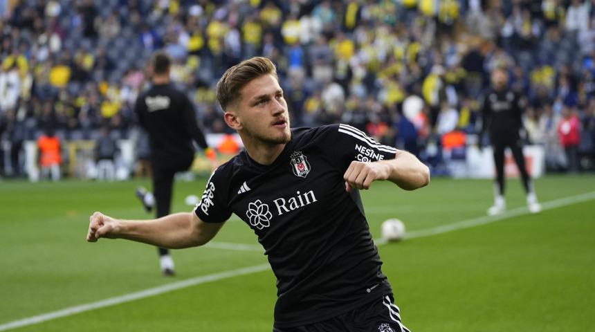 Derbi tarihinde bir daha kolay kolay yaşanmaz... Fenerbahçe tribünlerinden sürpriz hareket!