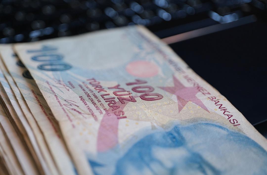 Merkez Bankası'nın adımı sonrası mevduatta vade hesabına dikkat! Uzman isim tek tek a&ccedil;ıkladı! 'Y&uuml;zde 60'ı aşabilir' 