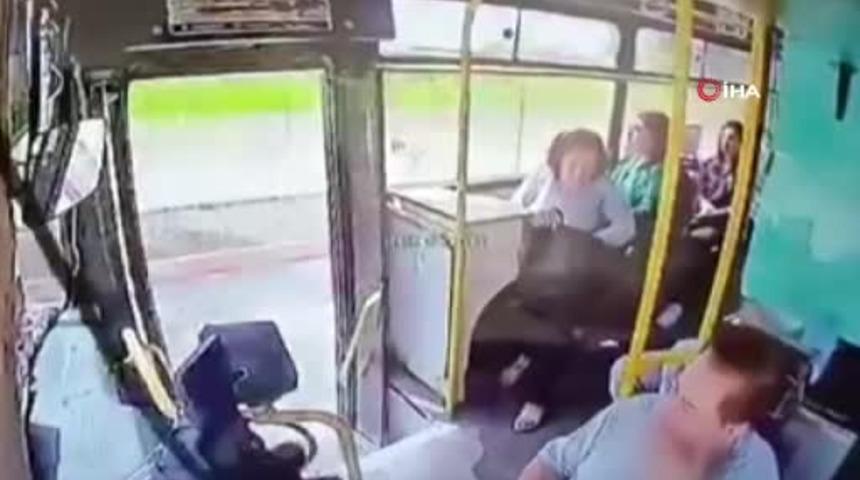 Yer: Adana! Otobüsün açık bırakılan kapısından düşen kadından acı haber geldi