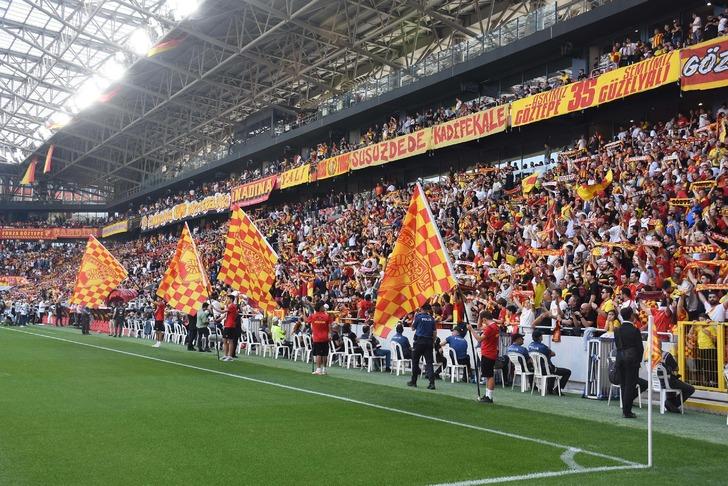 Süper Lig'e çıkma biletini alan ikinci takım Göztepe oldu! 2 yıl aradan sonra yeniden Süper Lig'deler... G2