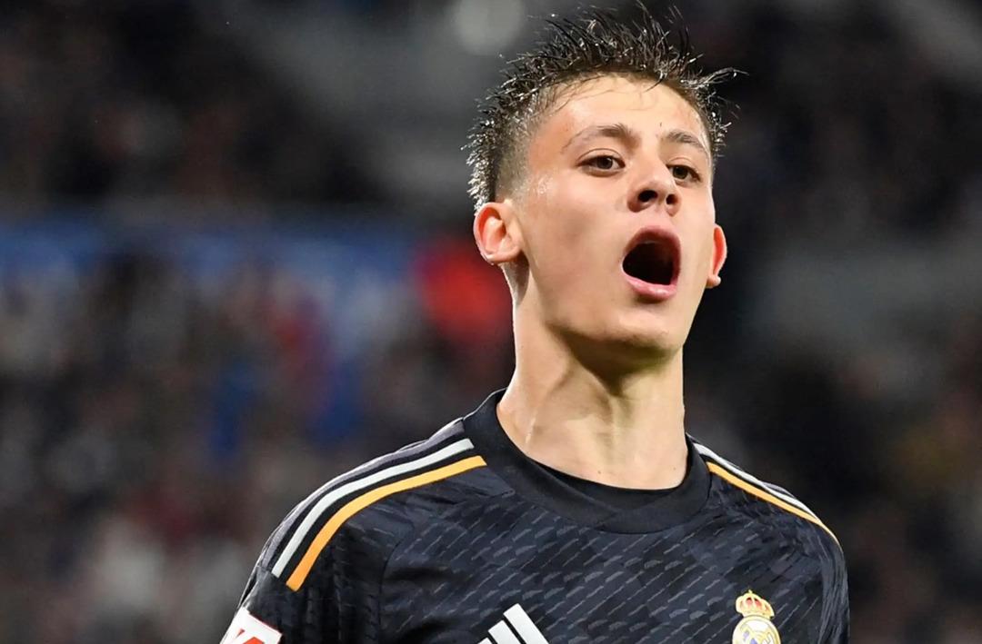 Arda G&uuml;ler ilk kez konuştu! ''T&uuml;rk&ccedil;e anlamını bilmedikleri i&ccedil;in t&uuml;m takım bana bu şekilde sesleniyor...''