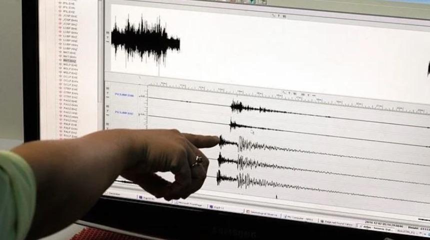 SON DAKİKA | Ege Denizi'nde 4.2 büyüklüğünde deprem! AFAD duyurdu