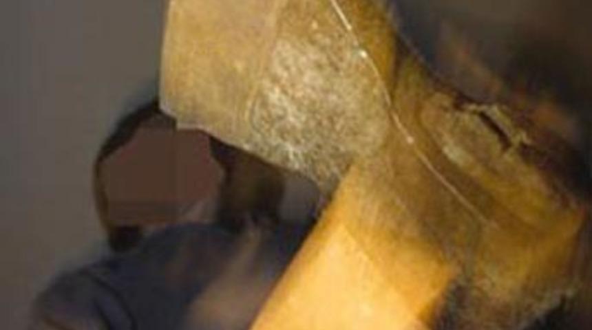 9 komşusunu baltayla doğradı