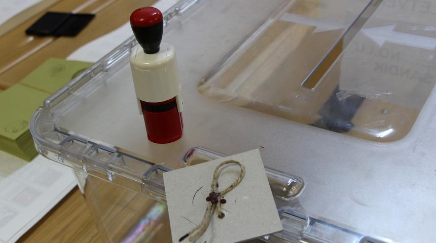 Muhtar azası nedir, muhtar azası nasıl olunur? Muhtar azası maaş alıyor mu?