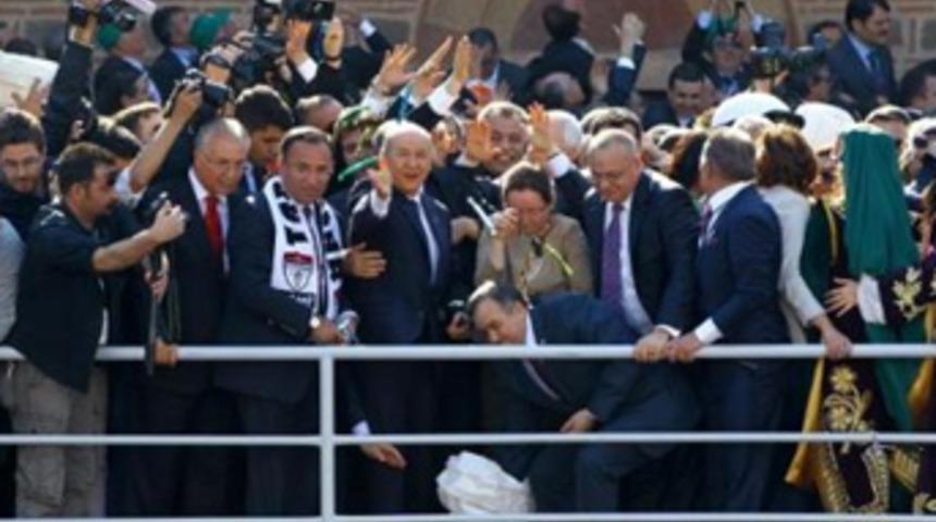 Mesir Macunu 473. kez saçıldı