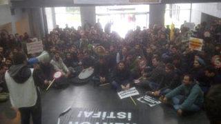 İTÜ'de asistan eylemi