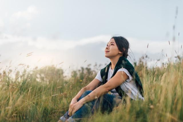 woman-enjoying-nature-