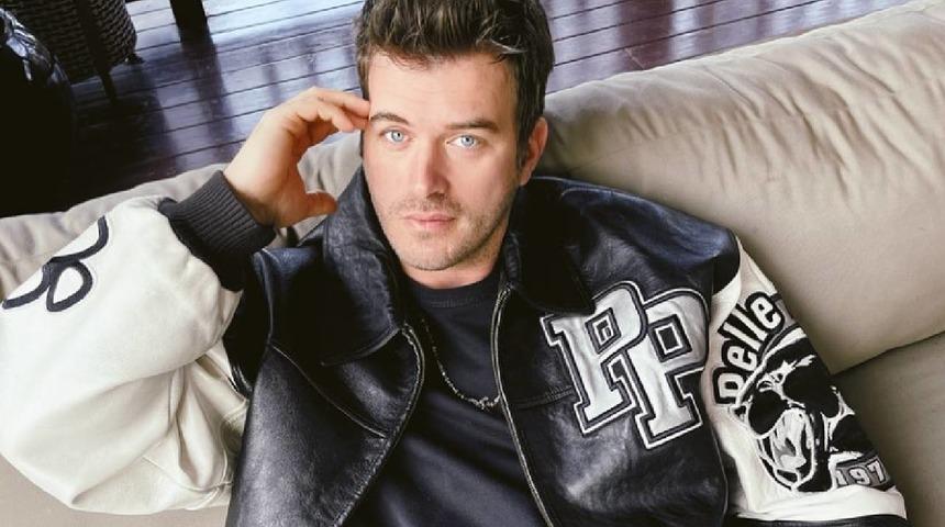 Kıvanç Tatlıtuğ oğluyla kumsalda dans ettiği anları paylaştı! Benzerlikleri dikkat çekti