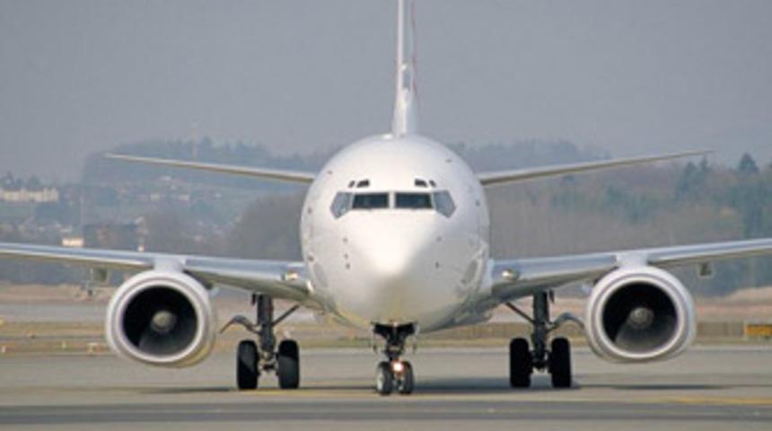 Biletleri yok satan uçak seferine iptal