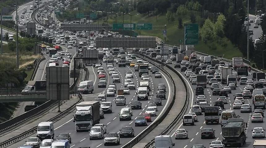 İstanbul'da 1 Mayıs hazırlığı! Birçok karar alındı: Kısıtlamalar, toplu ulaşım, kapatılacak yollar
