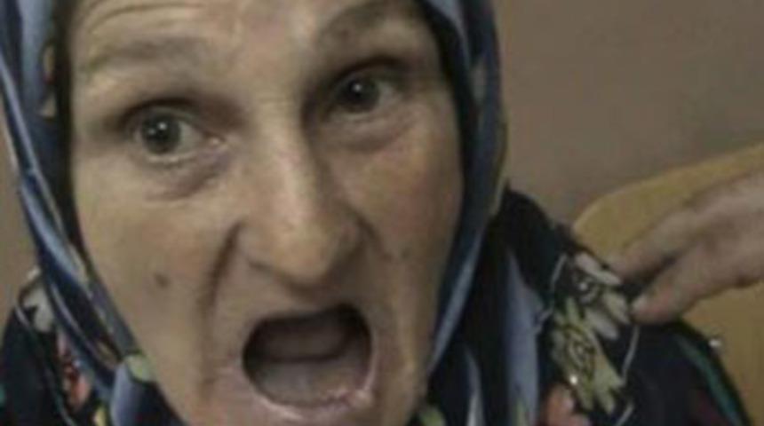 Eşini dövdü, dişlerini penseyle söktü