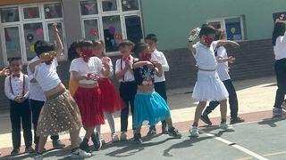 Erkek öğrencilere etek giydirip peçe taktılar! Milli Eğitim harekete geçti: Hepsi için soruşturma başlatıldı